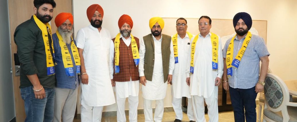 AAP Gains Strength in Majitha: SAD Leaders Join Party in Presence of CM Bhagwant Mann and Constituency Incharge Talbir Gill